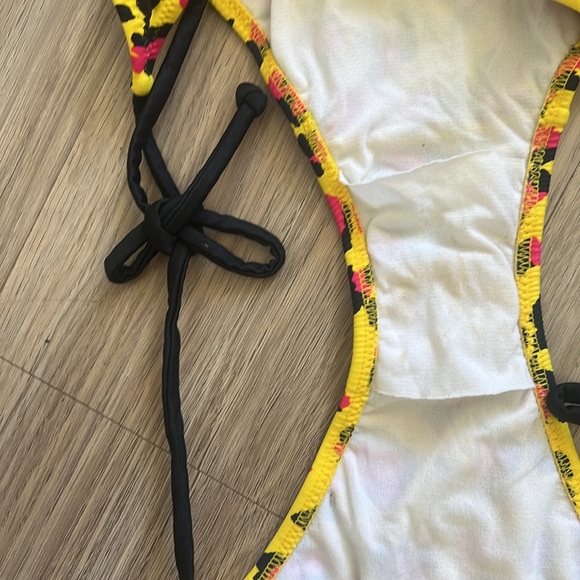 Made in Japan Leopard Bikini Set Size Small Fits M - Picture 4 of 5